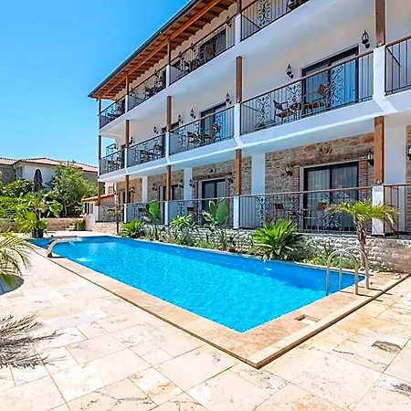 Palamut Butik فندق داتْشا